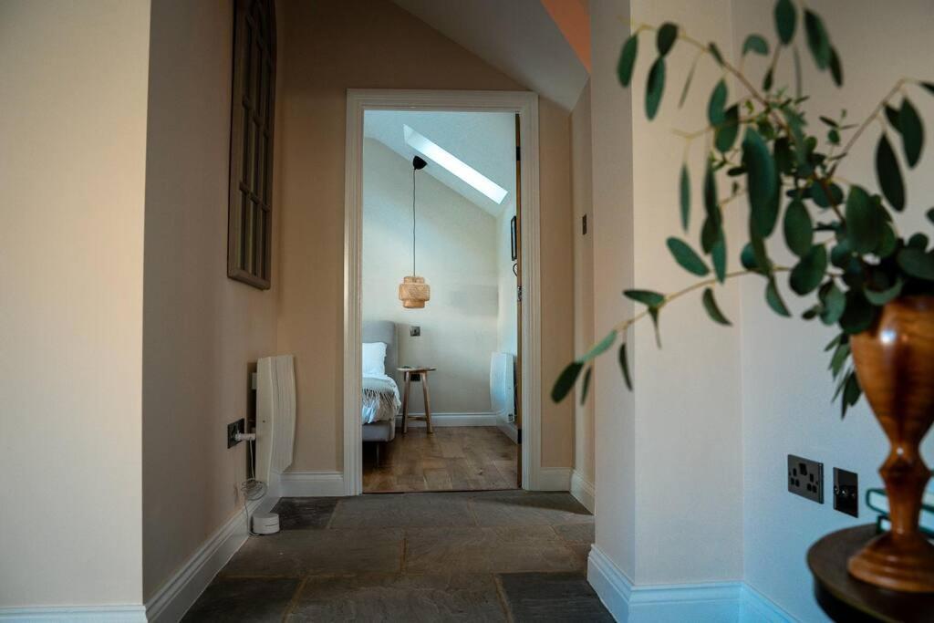 The Stables, Converted Barn Outside York Esterno foto